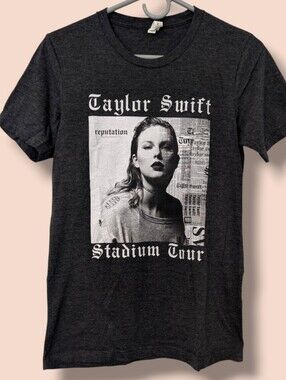 Taylor Swift Reputation Tour Short Sleeve Crewneck Graphic Tee SM Merch